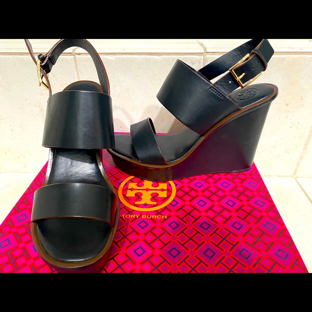 Tory Burch Lexington wedge - black
